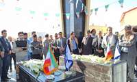  نماهنگ حضور پرشور و مسئولانه کارکنان و مسئولین دانشگاه در مراسم غبار روبی و عطر افشانی مزار شهدای جاویدنام دانشگاه علوم پزشکی زاهدان